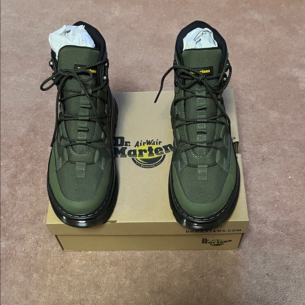 Dr. Martens Men's Olive Lace-Up Boots